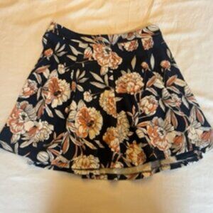 Women's Floral Skirt Size Small